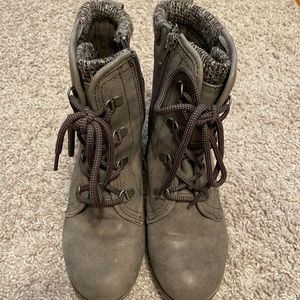 Size 7.5 grey booties
